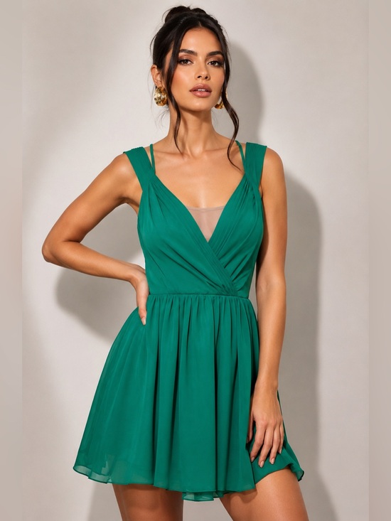 Ark & Co Dresses & Skirts - Ark & Co Emerald Green V‑Neck Sleeveless Skater Dress